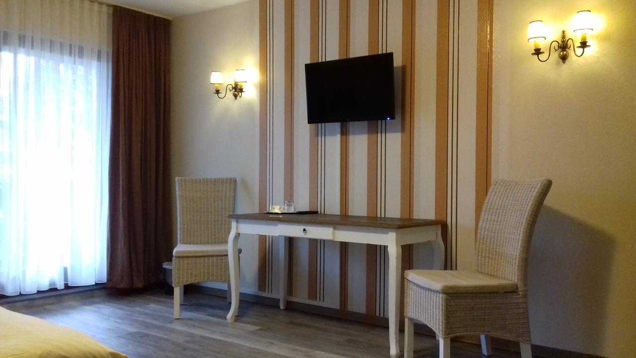 Hotel Garni Eichhornkobel Faßberg Kültér fotó