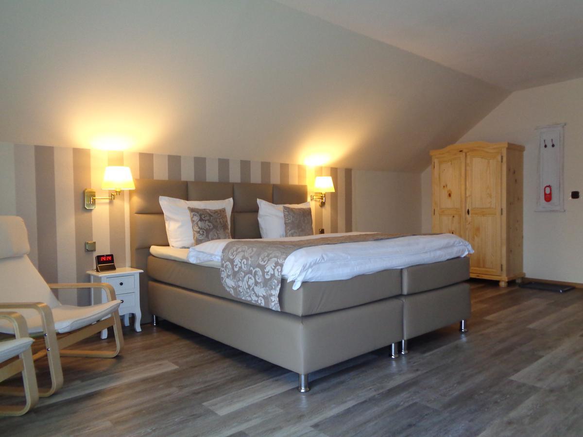Hotel Garni Eichhornkobel Faßberg Kültér fotó