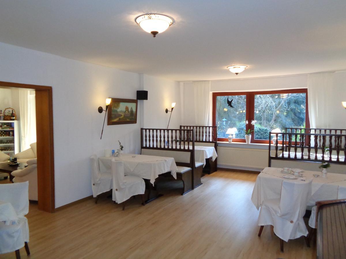 Hotel Garni Eichhornkobel Faßberg Kültér fotó