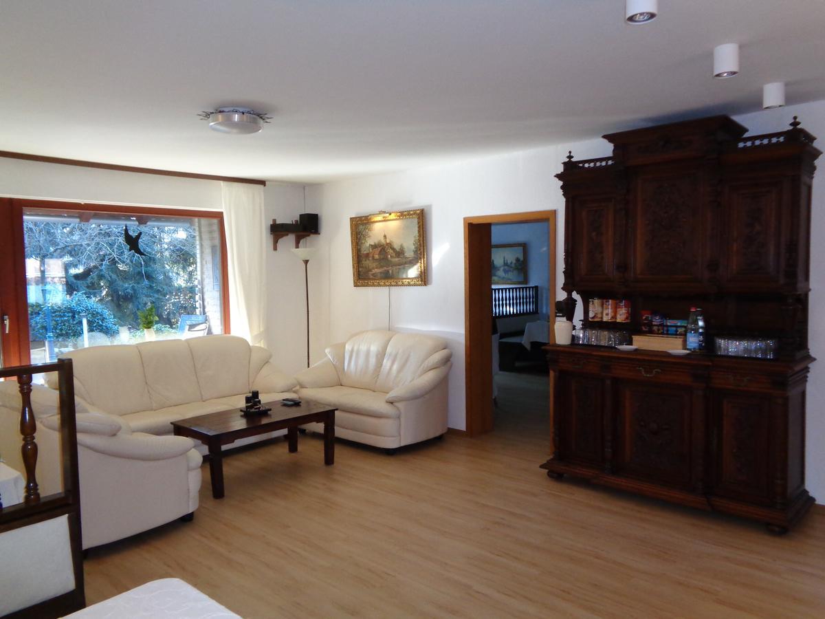 Hotel Garni Eichhornkobel Faßberg Kültér fotó